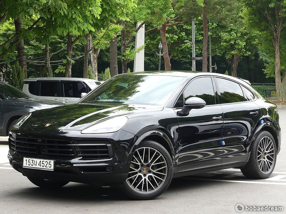 Porsche Cayenne 2021