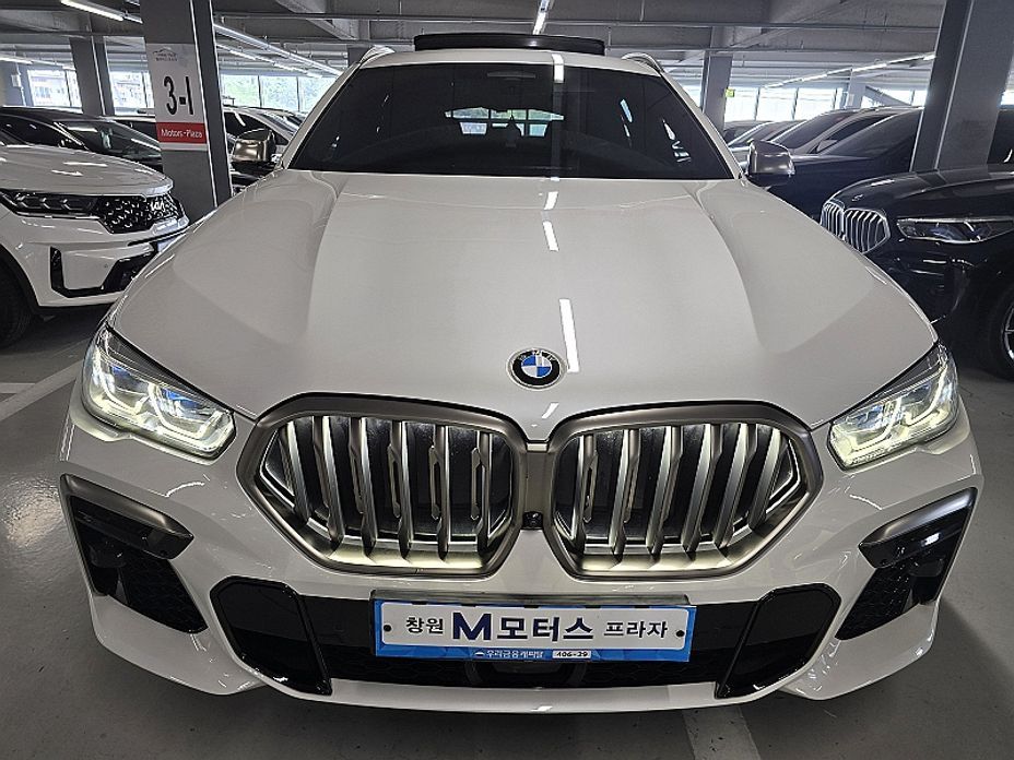 BMW X6 2022
