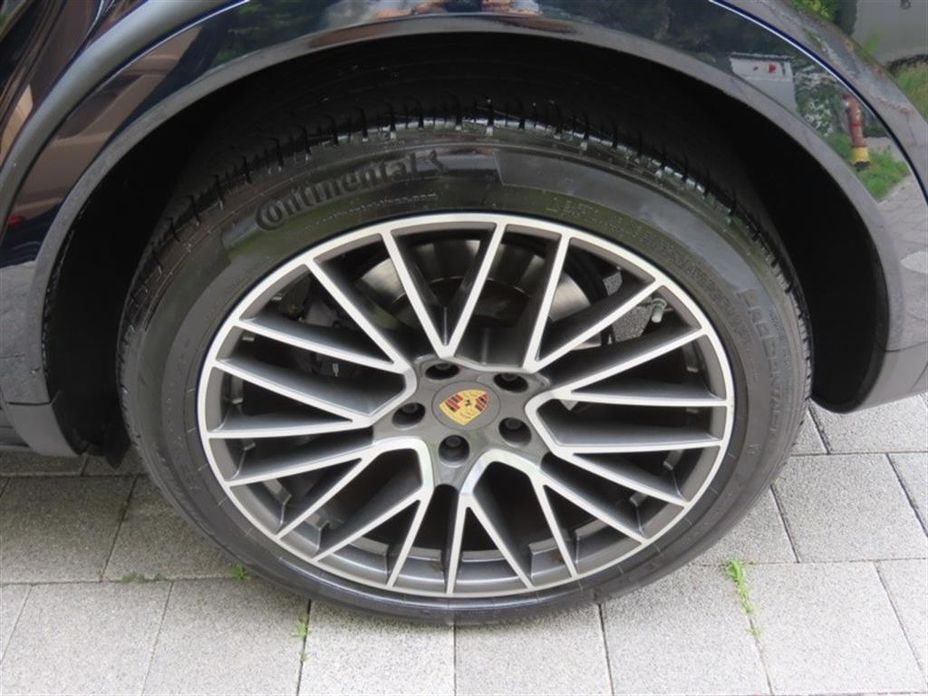 Porsche Cayenne 2022