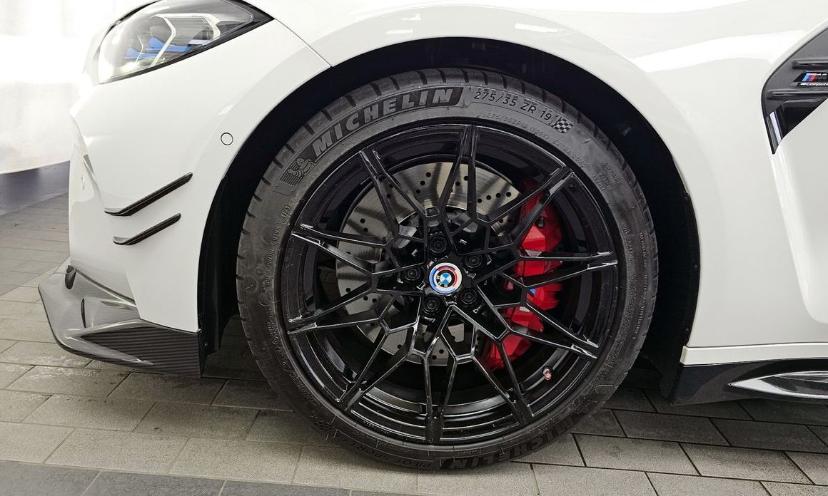 BMW M4 2024
