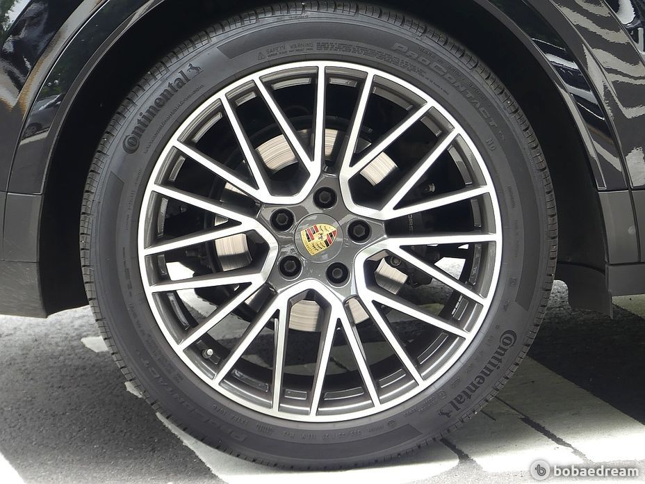 Porsche Cayenne 2021