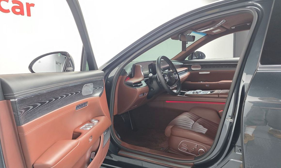 Genesis G90 2025