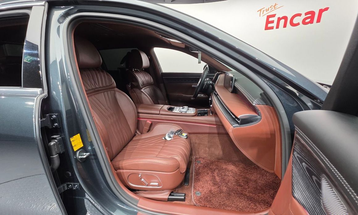 Genesis G90 2025