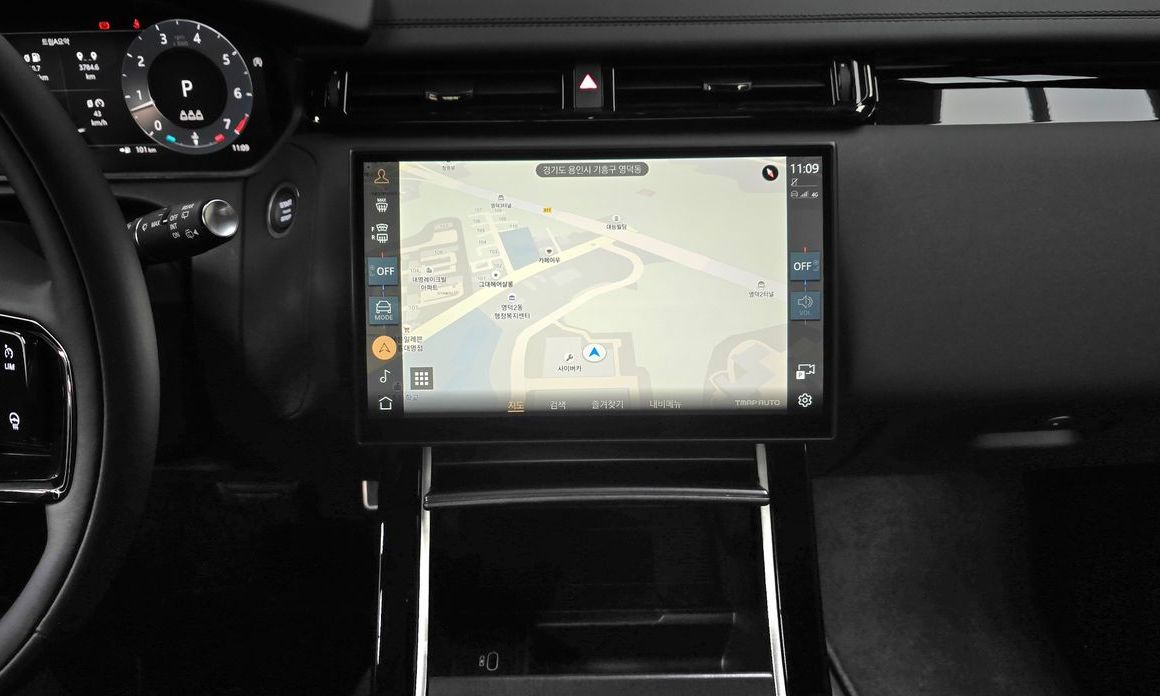 Land Rover Range Rover Velar 2026