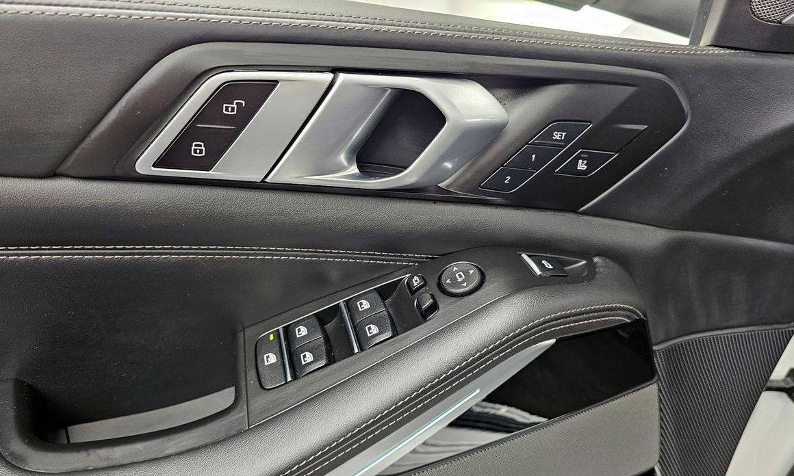 BMW X5 2023