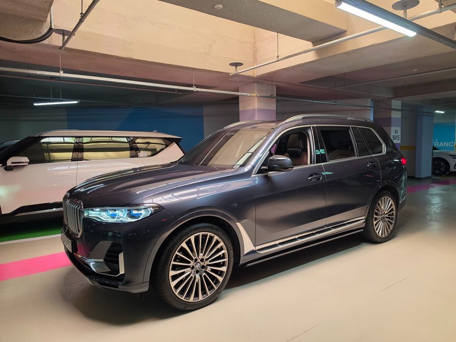 BMW X7 2022