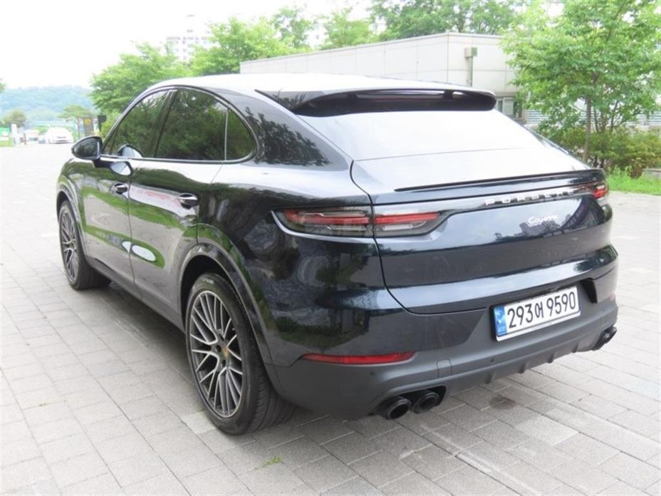 Porsche Cayenne 2022