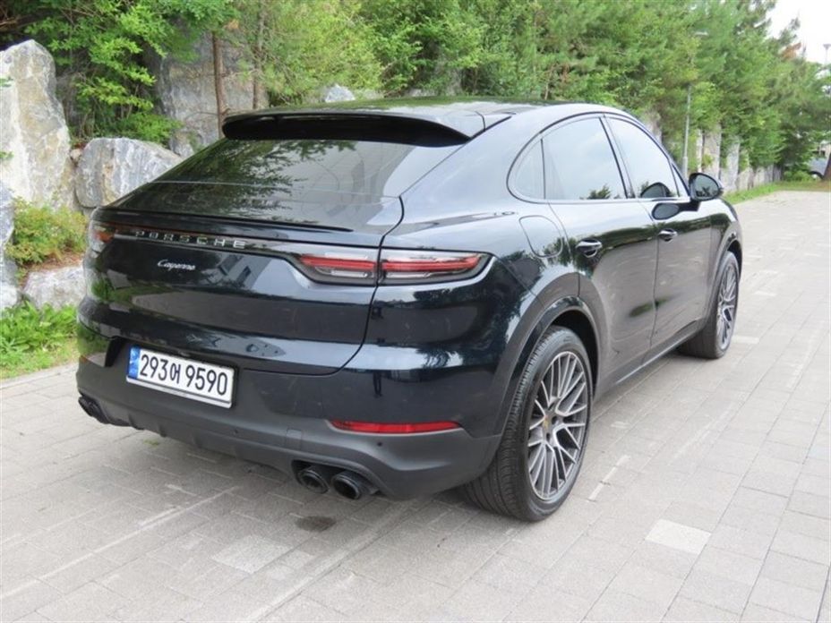 Porsche Cayenne 2022