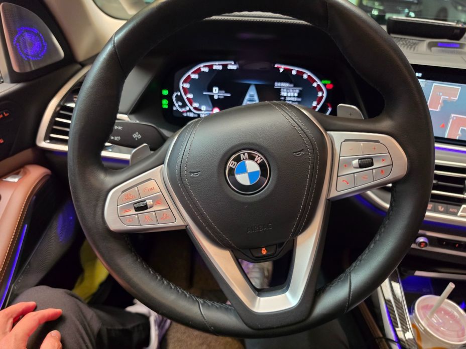 BMW X7 2022