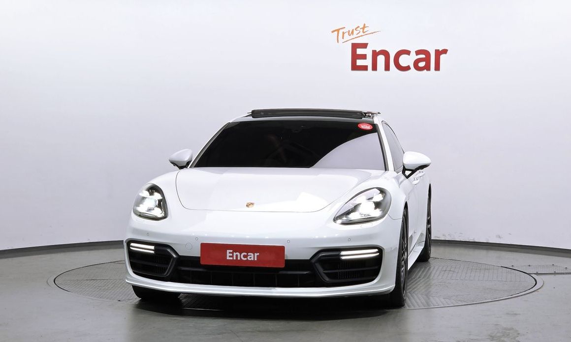 Porsche Panamera 2020