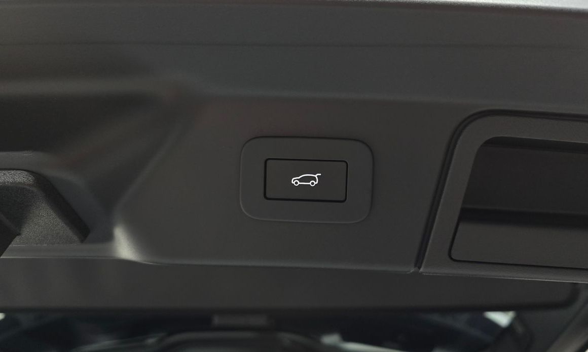 Land Rover Range Rover Velar 2026