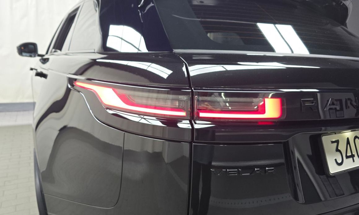 Land Rover Range Rover Velar 2026