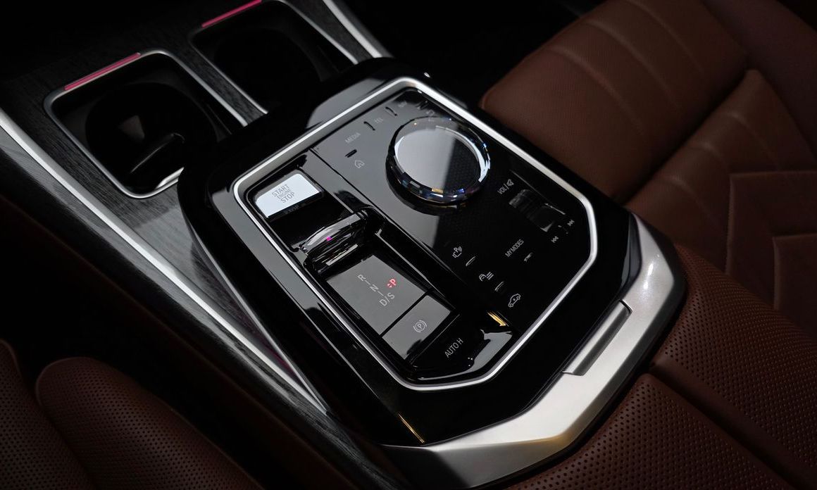 BMW 7-Series 2024