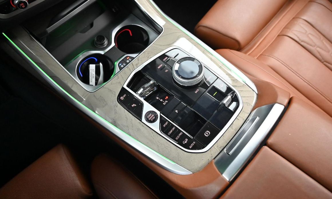 BMW X7 2024