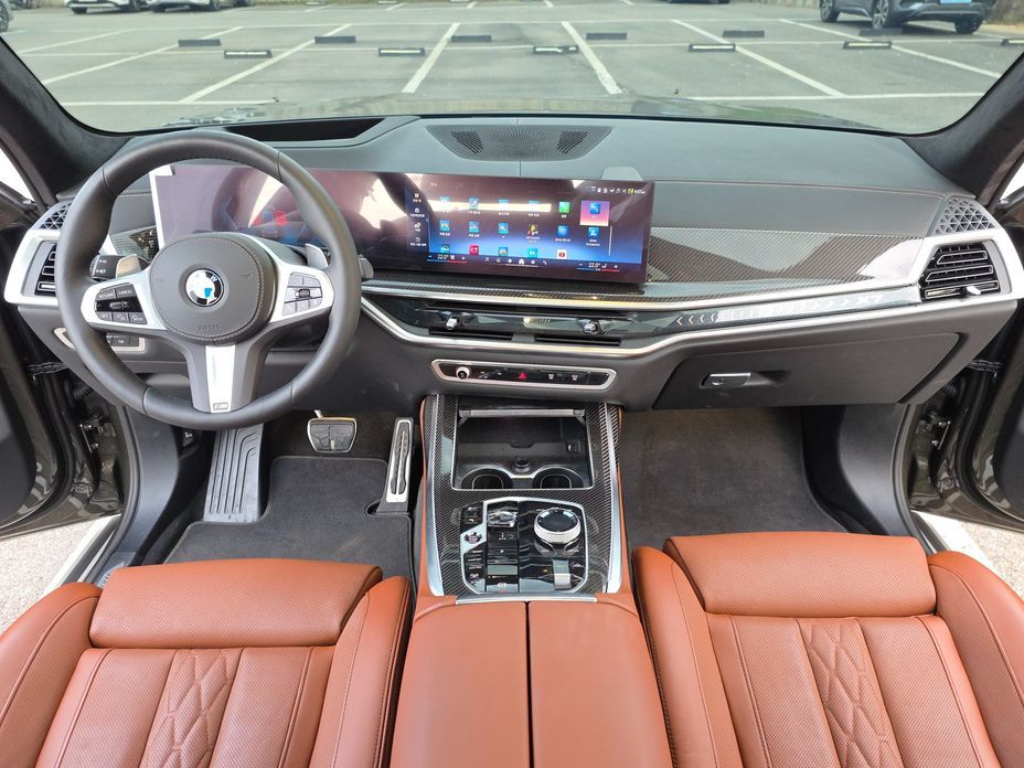 BMW X7 2025