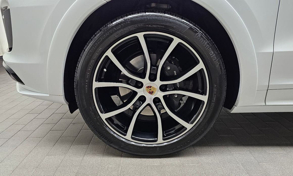 Porsche Cayenne 2023