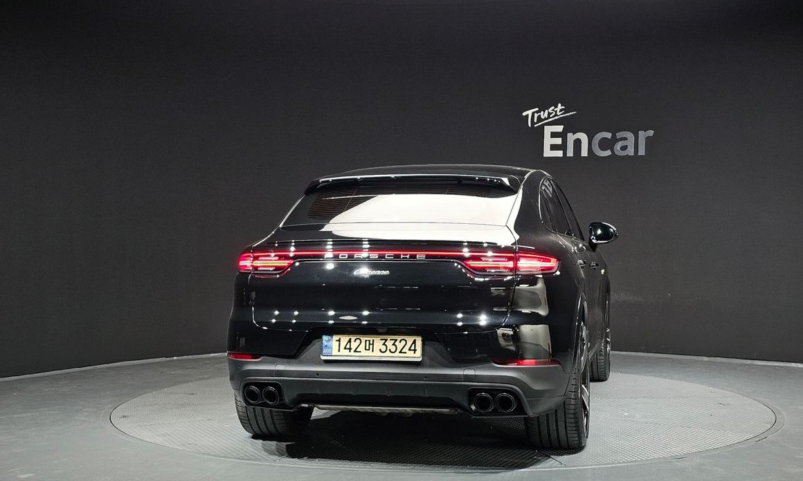 Porsche Cayenne 2023