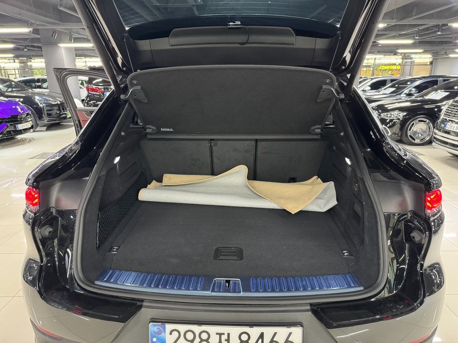Porsche Cayenne 2024
