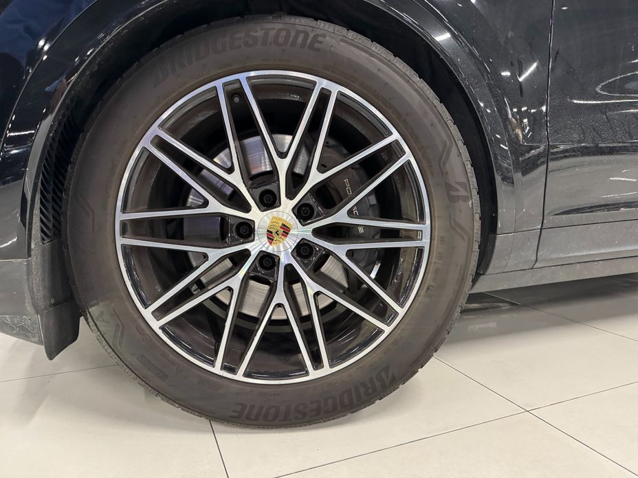 Porsche Cayenne 2024