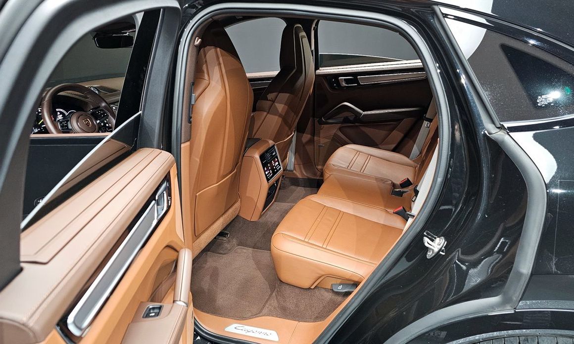 Porsche Cayenne 2023