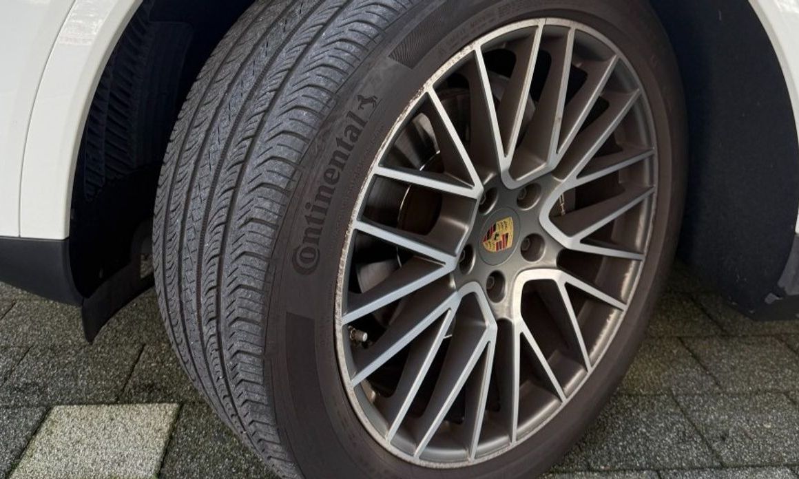 Porsche Cayenne 2023