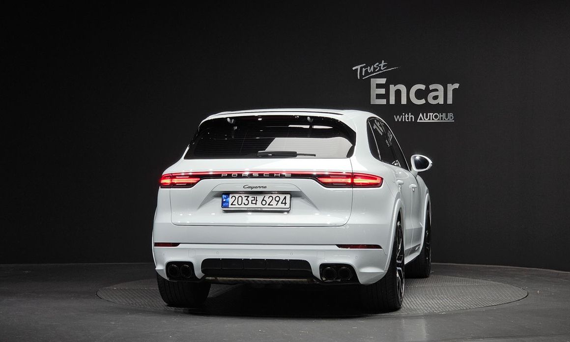 Porsche Cayenne 2023