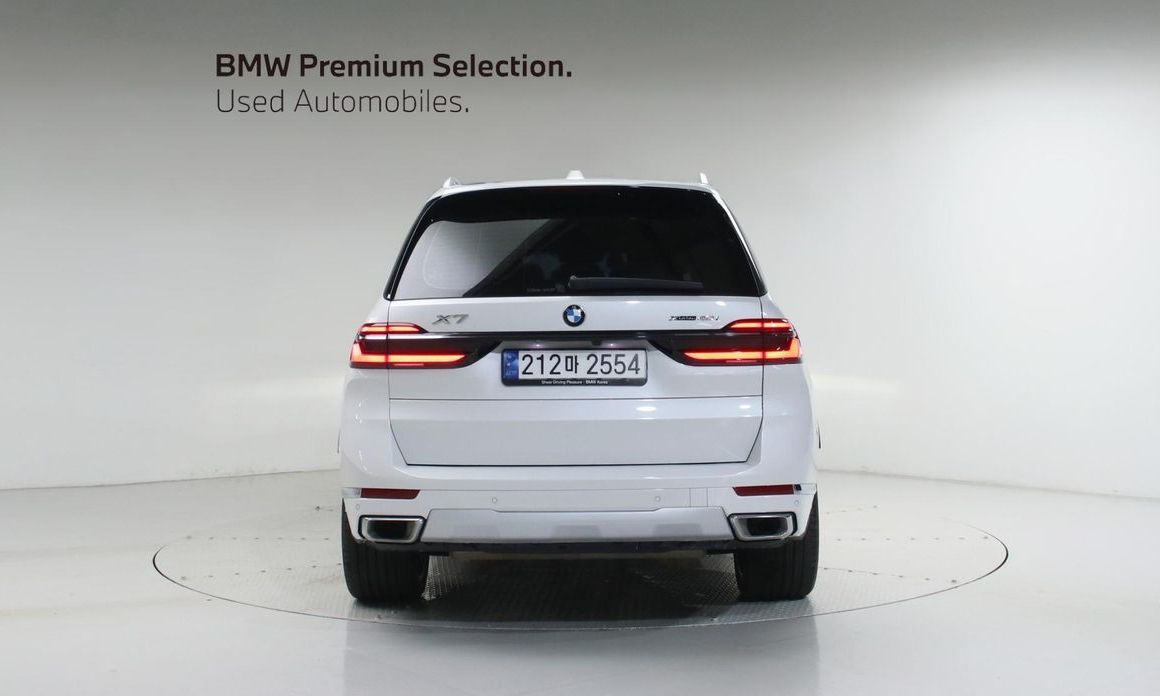 BMW X7 2024