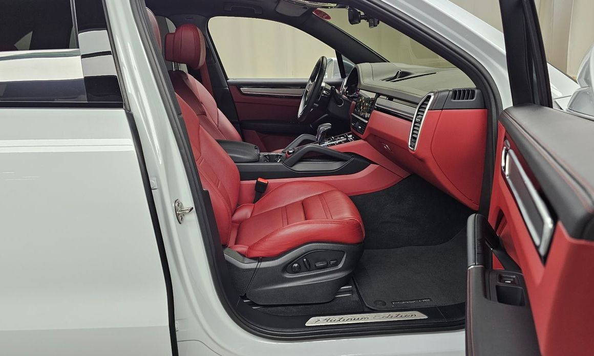 Porsche Cayenne 2023