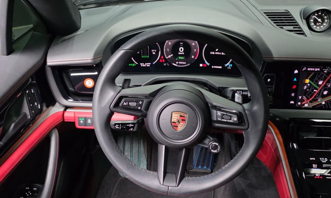 Porsche Panamera 2025