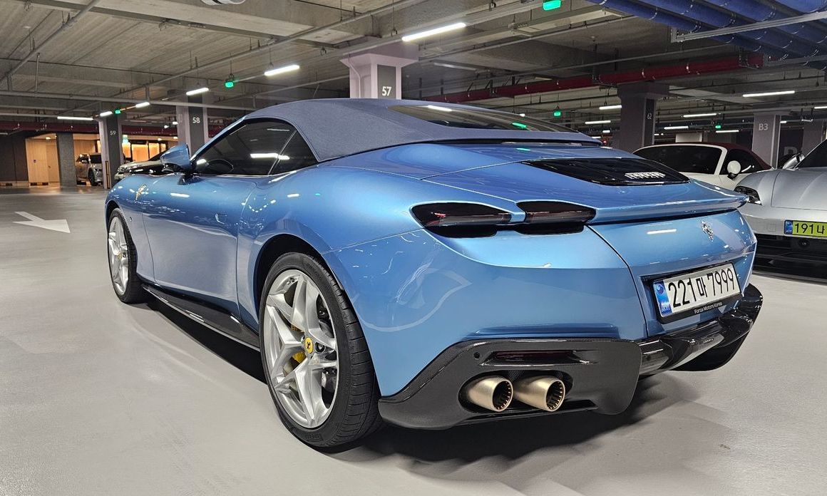 Ferrari Roma 2025