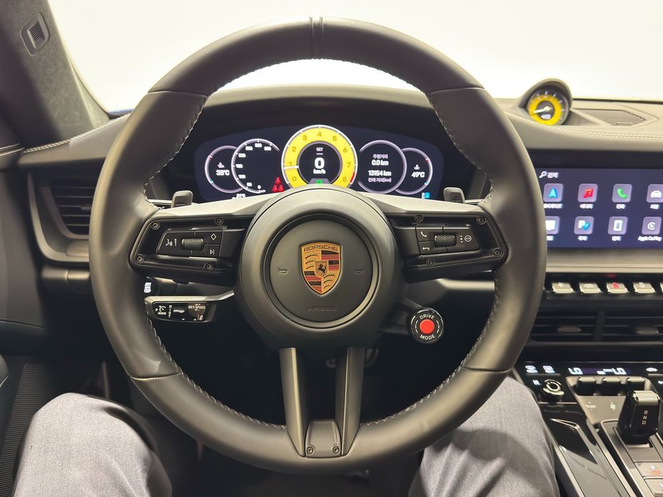 Porsche 911 2025