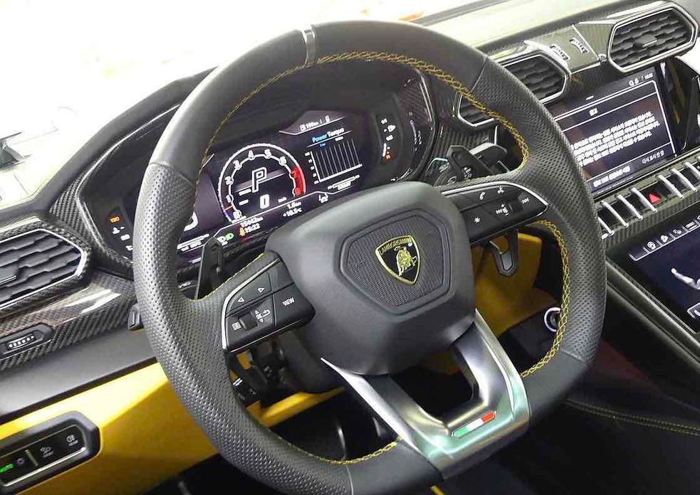 Lamborghini Urus 2024
