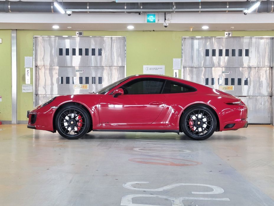 Porsche 911 2019