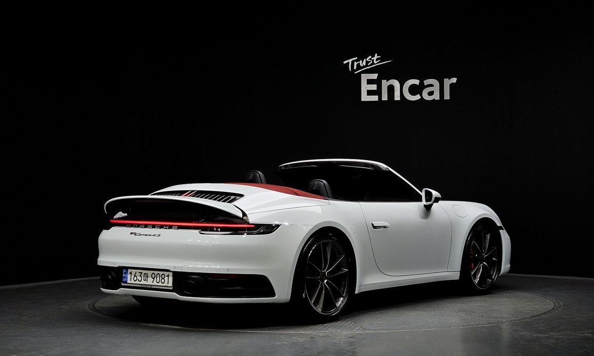 Porsche 911 2021