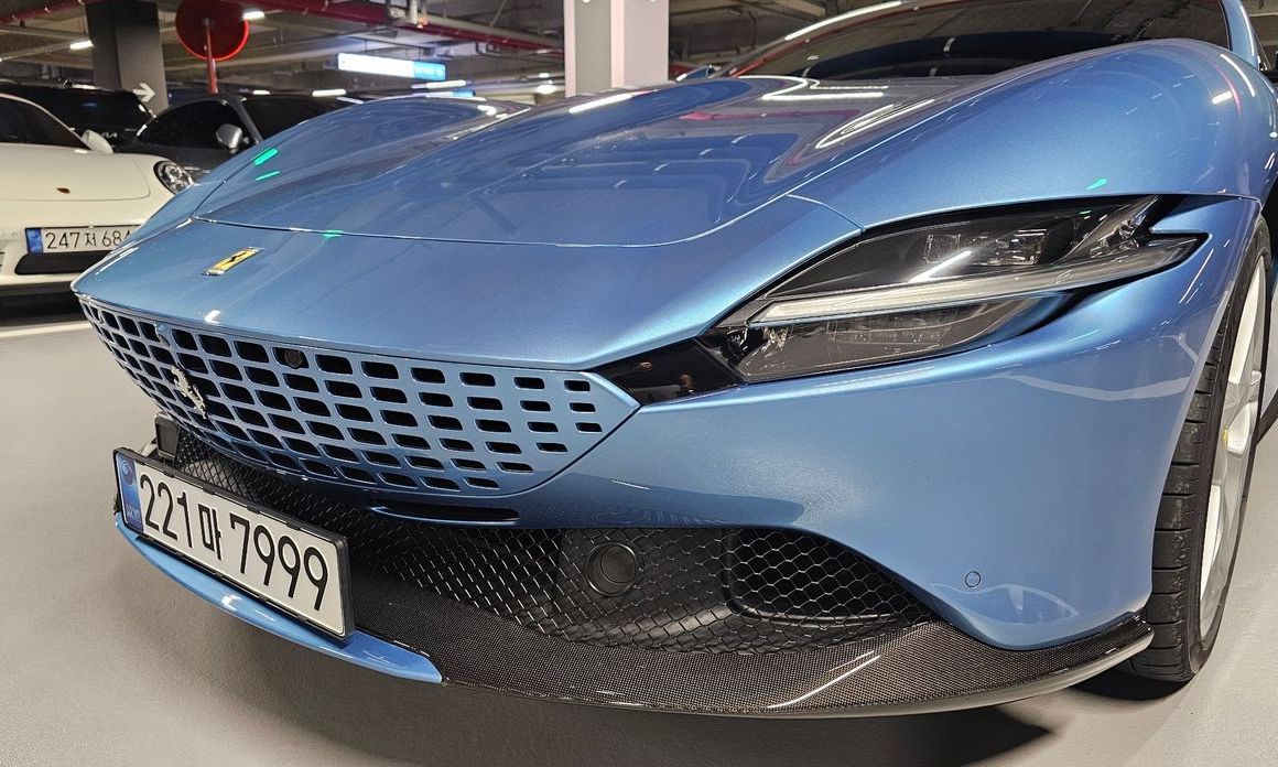 Ferrari Roma 2025