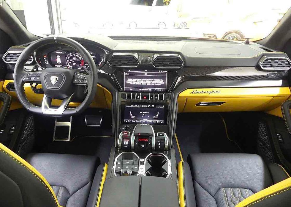 Lamborghini Urus 2024