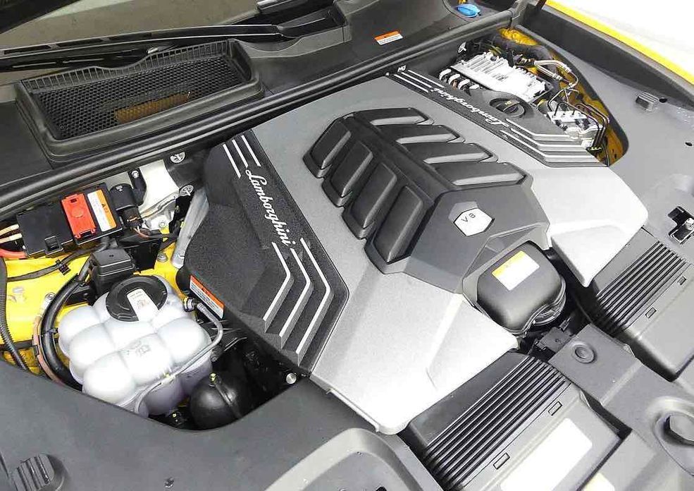Lamborghini Urus 2024
