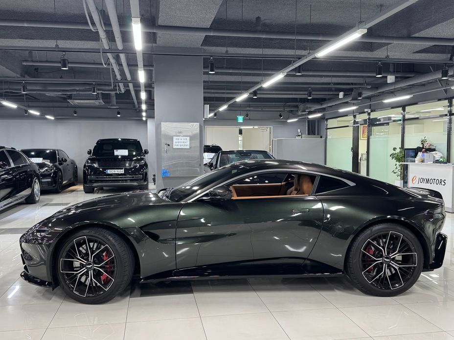 Astonmartin Vantage 2023