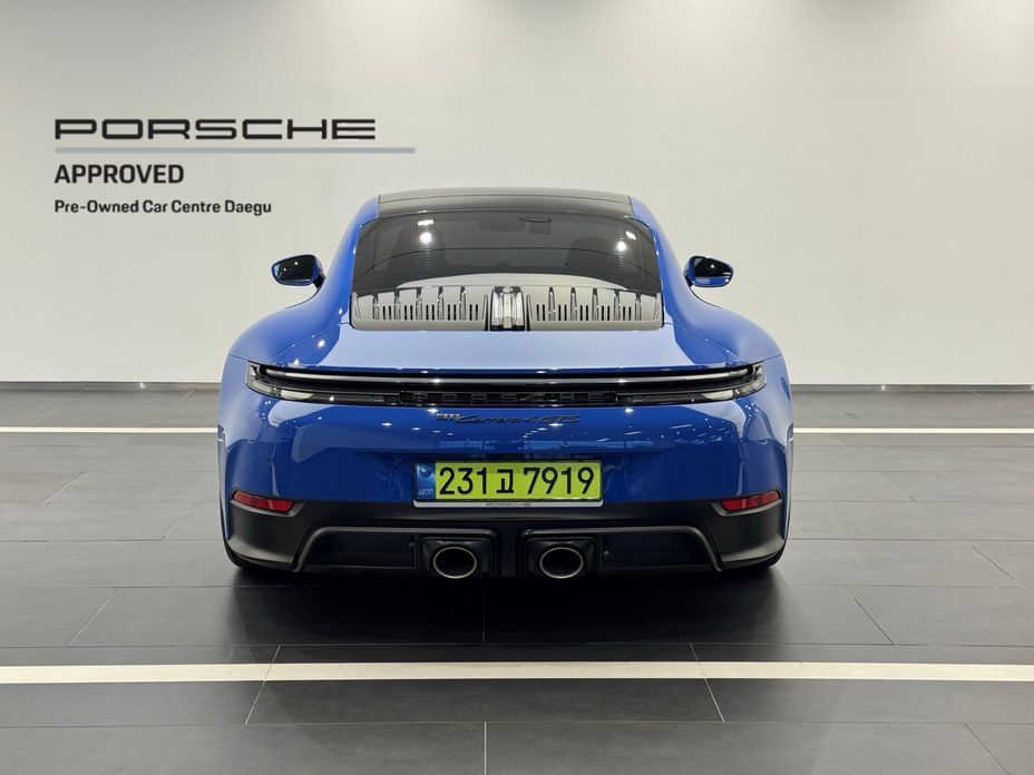 Porsche 911 2025