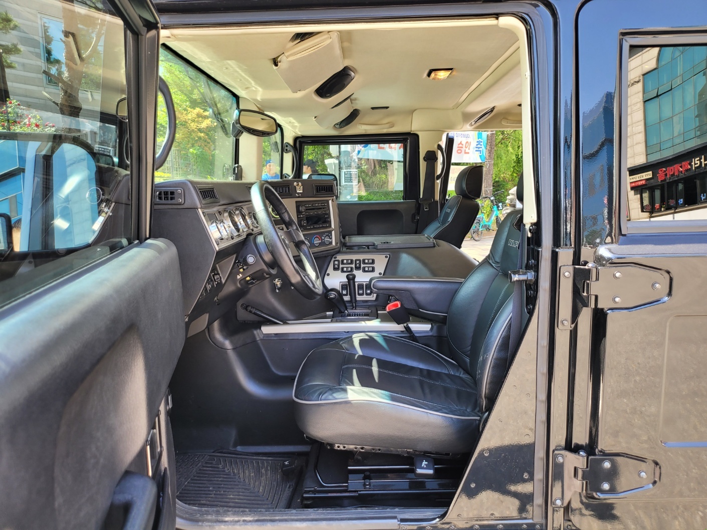 Hummer H1 2006