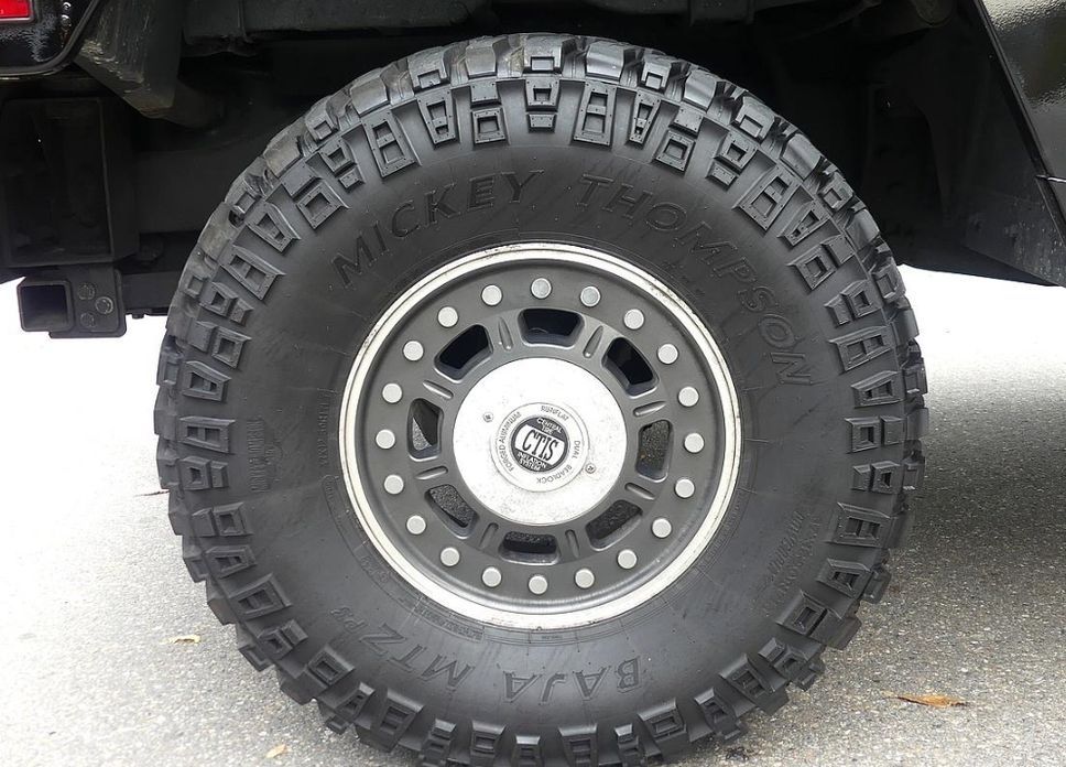 Hummer H1 2006