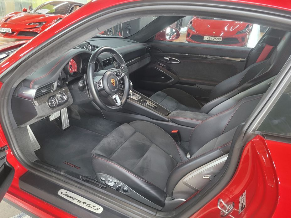 Porsche 911 2019