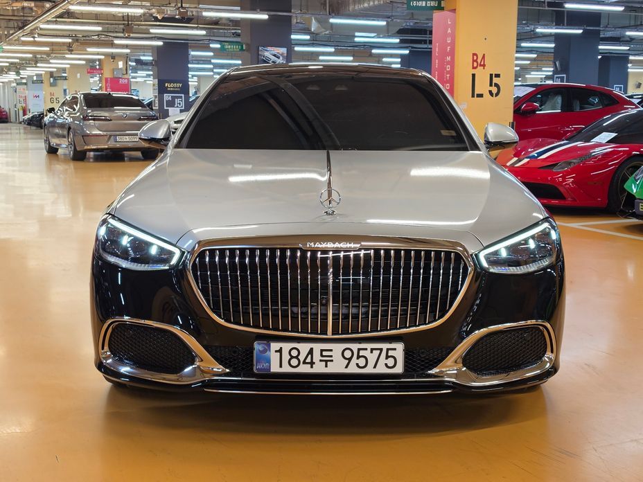 Mercedes-Benz S-Class 2023