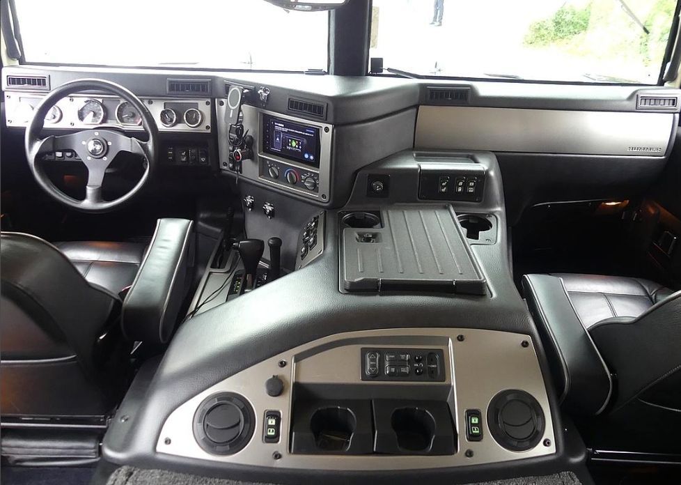 Hummer H1 2006