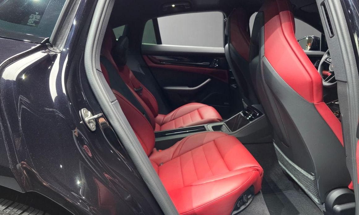 Porsche Panamera 2025