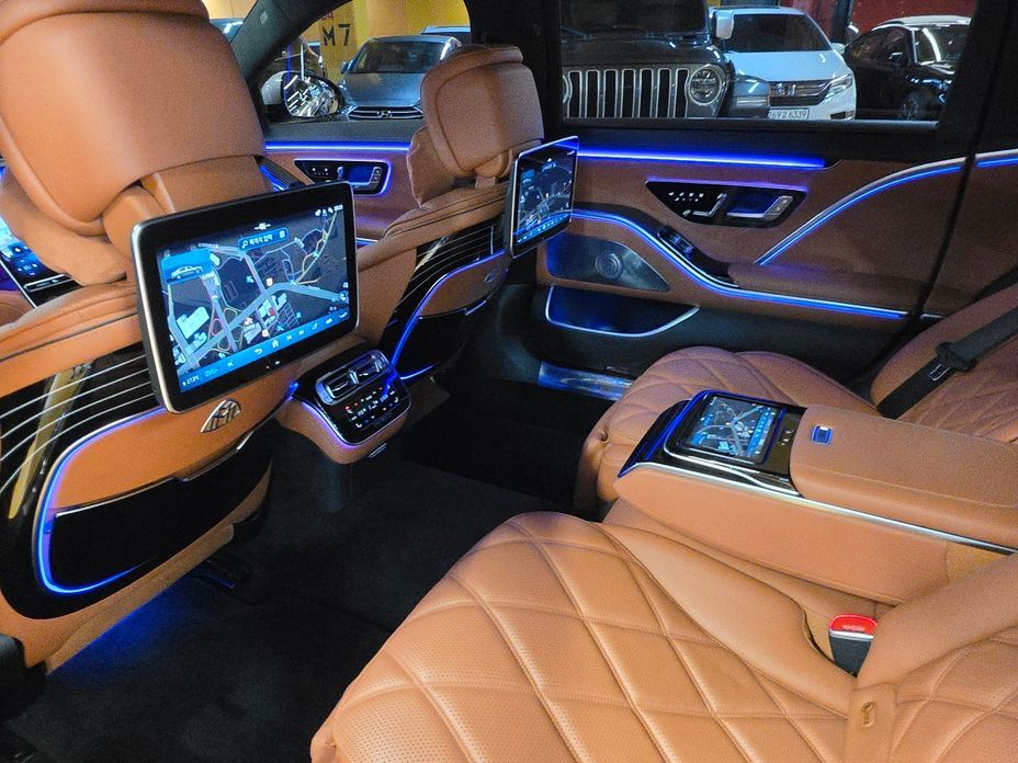 Mercedes-Benz S-Class 2023