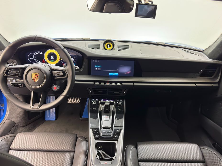 Porsche 911 2025