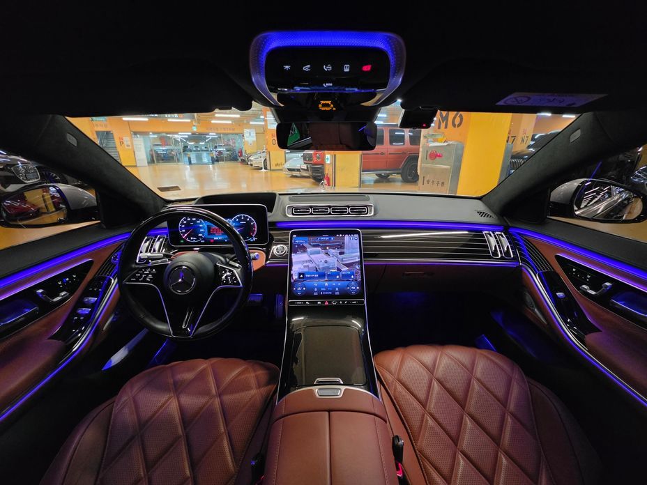 Mercedes-Benz S-Class 2023
