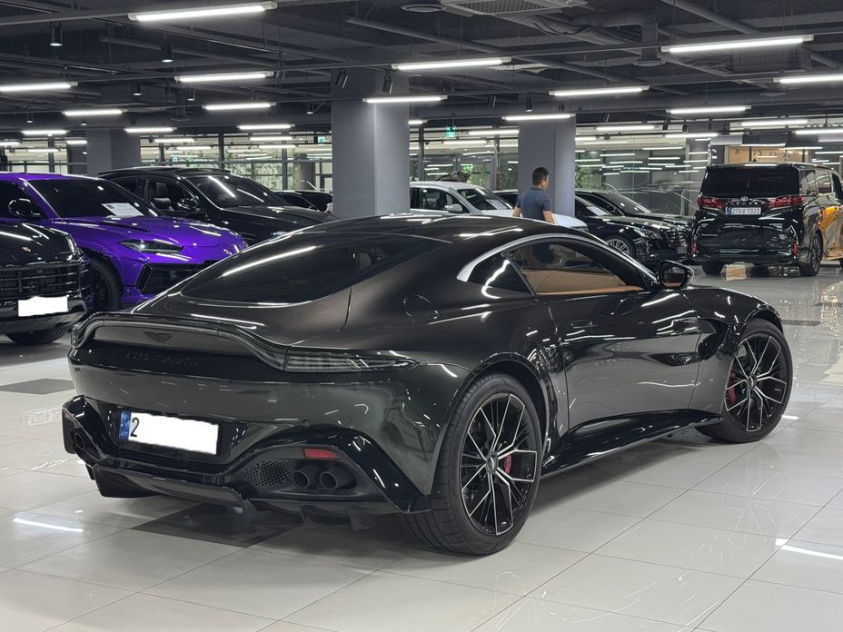 Astonmartin Vantage 2023