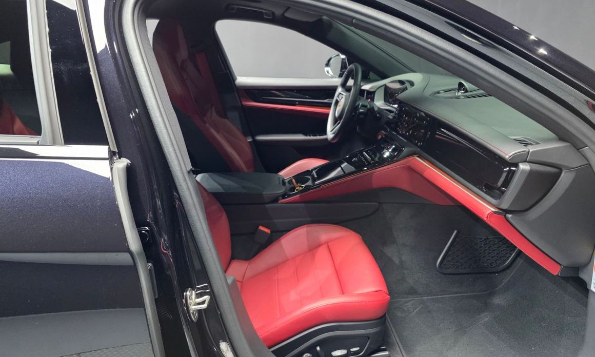 Porsche Panamera 2025